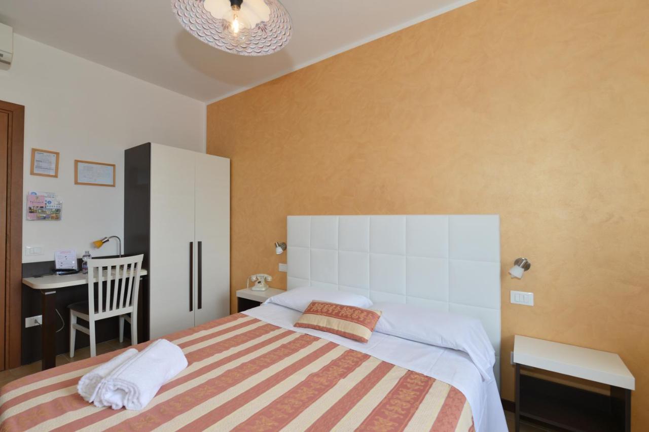 Albergo Panoramica Bardolino Eksteriør billede